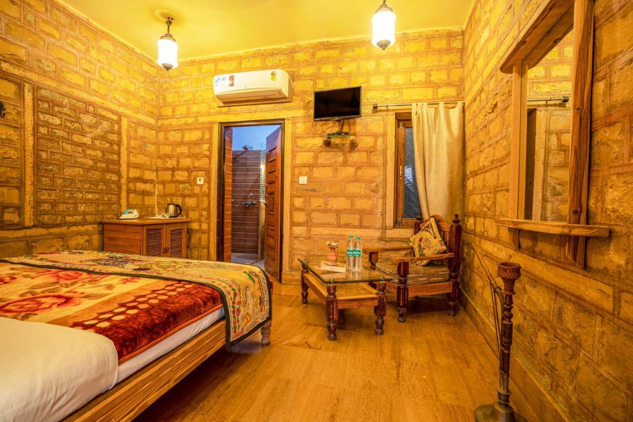 Hotel The Silk Route ไจซัลเมอร์ ภายนอก รูปภาพ