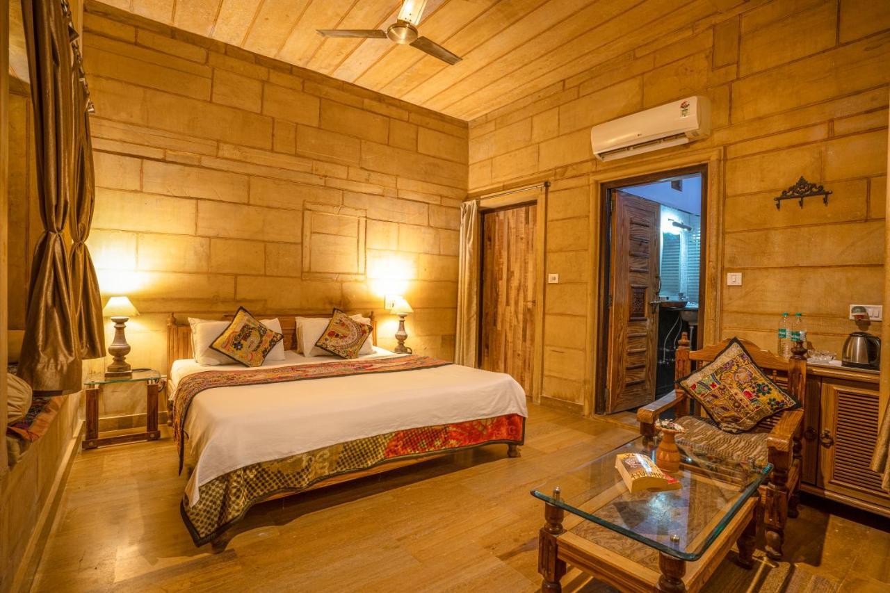 Hotel The Silk Route ไจซัลเมอร์ ภายนอก รูปภาพ