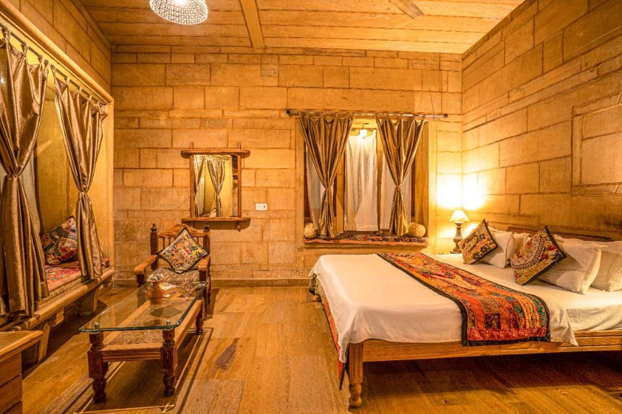 Hotel The Silk Route ไจซัลเมอร์ ภายนอก รูปภาพ