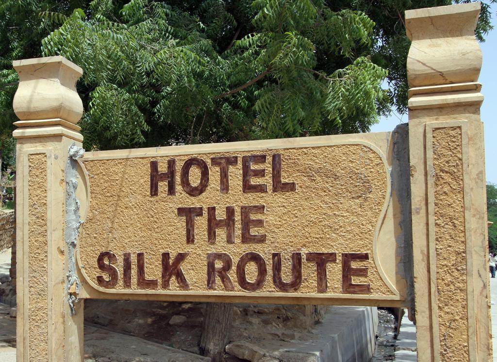 Hotel The Silk Route ไจซัลเมอร์ ภายนอก รูปภาพ
